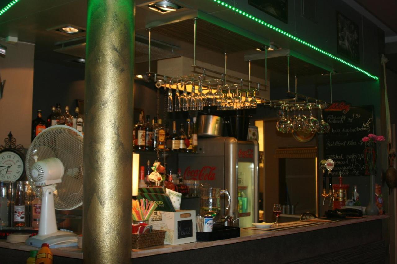 兰纳别墅酒店 派尔努 外观 照片